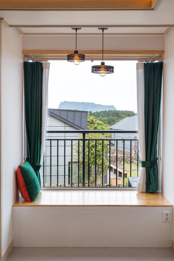 Jeju Abientot Villa Seogwipo Bagian luar foto