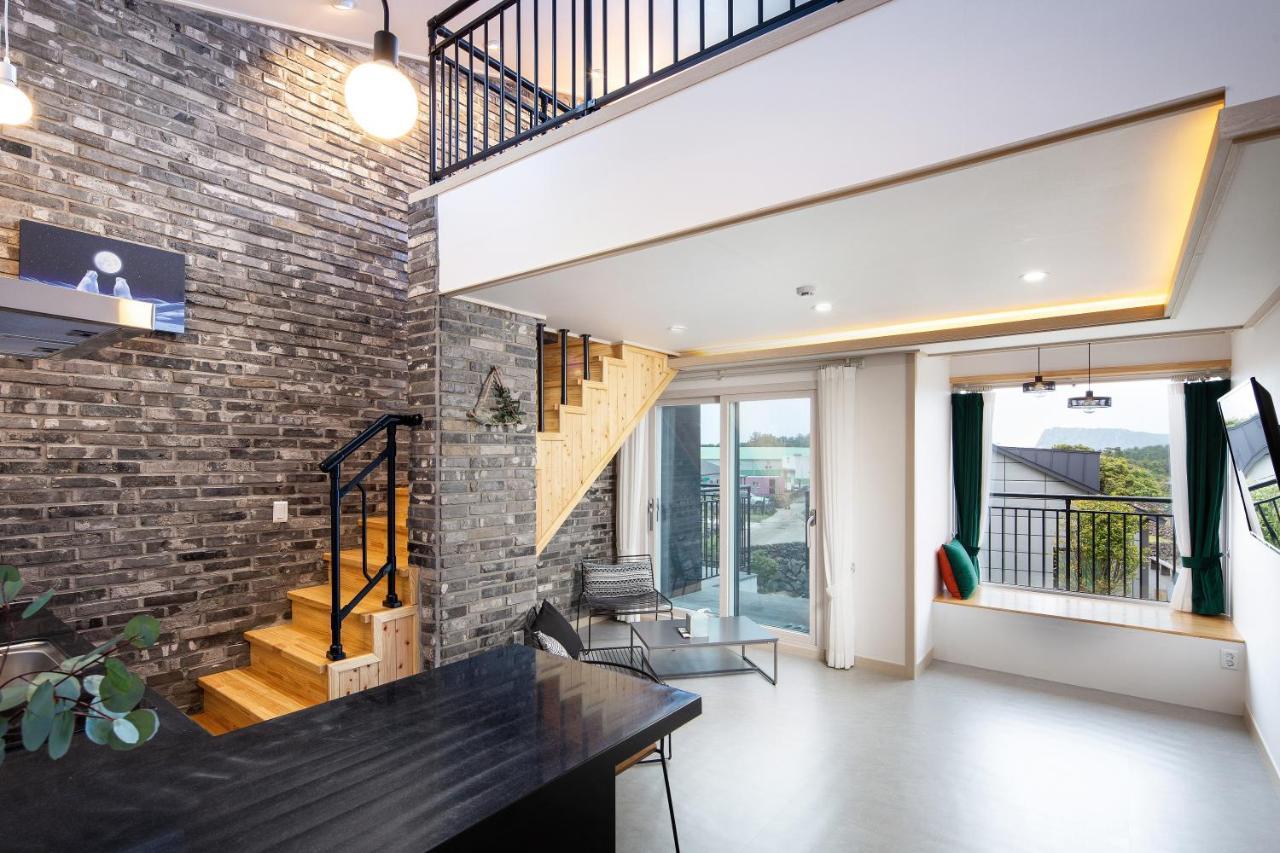 Jeju Abientot Villa Seogwipo Bagian luar foto